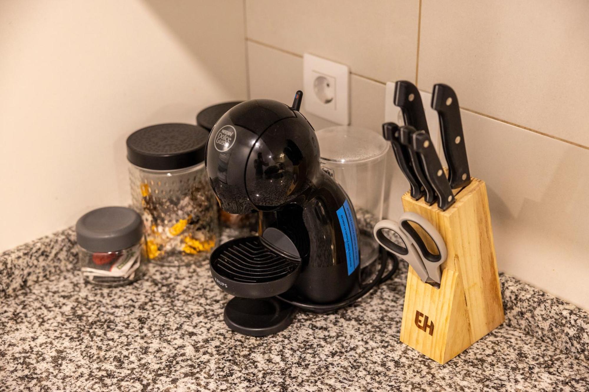 Estudio Para Grupos Pequenos En El Pas De La Casa - Centrico Exteriér fotografie